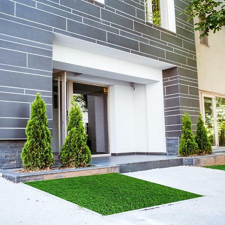 Apartament Calea Bucuresti ปีเตช ภายนอก รูปภาพ