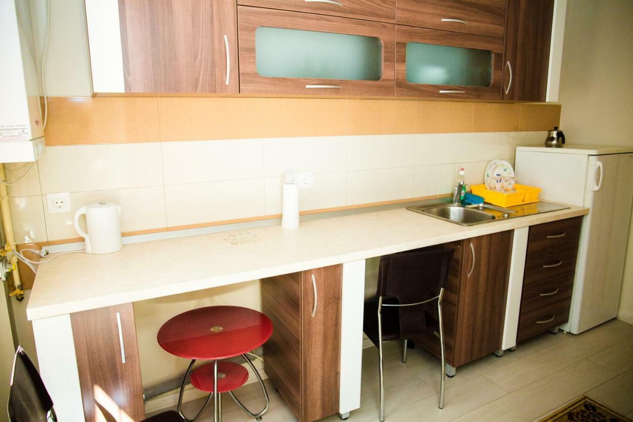 Apartament Calea Bucuresti ปีเตช ภายนอก รูปภาพ
