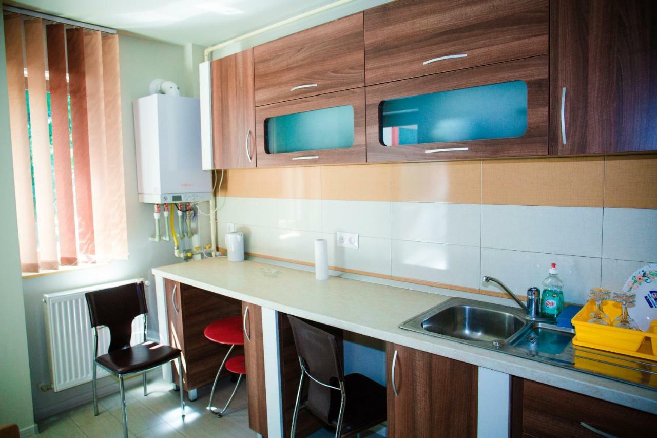 Apartament Calea Bucuresti ปีเตช ภายนอก รูปภาพ