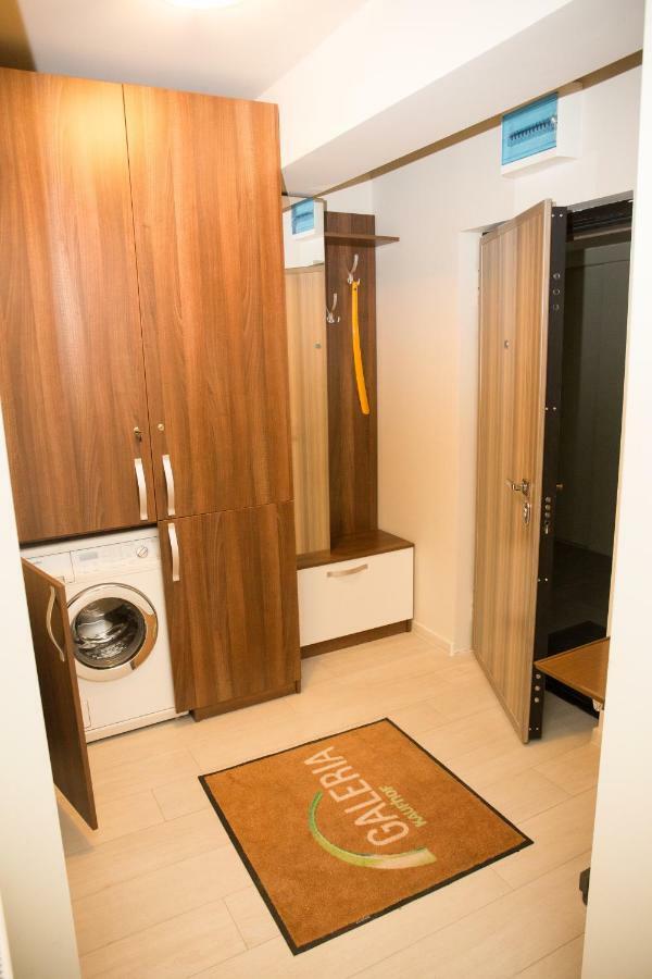 Apartament Calea Bucuresti ปีเตช ภายนอก รูปภาพ
